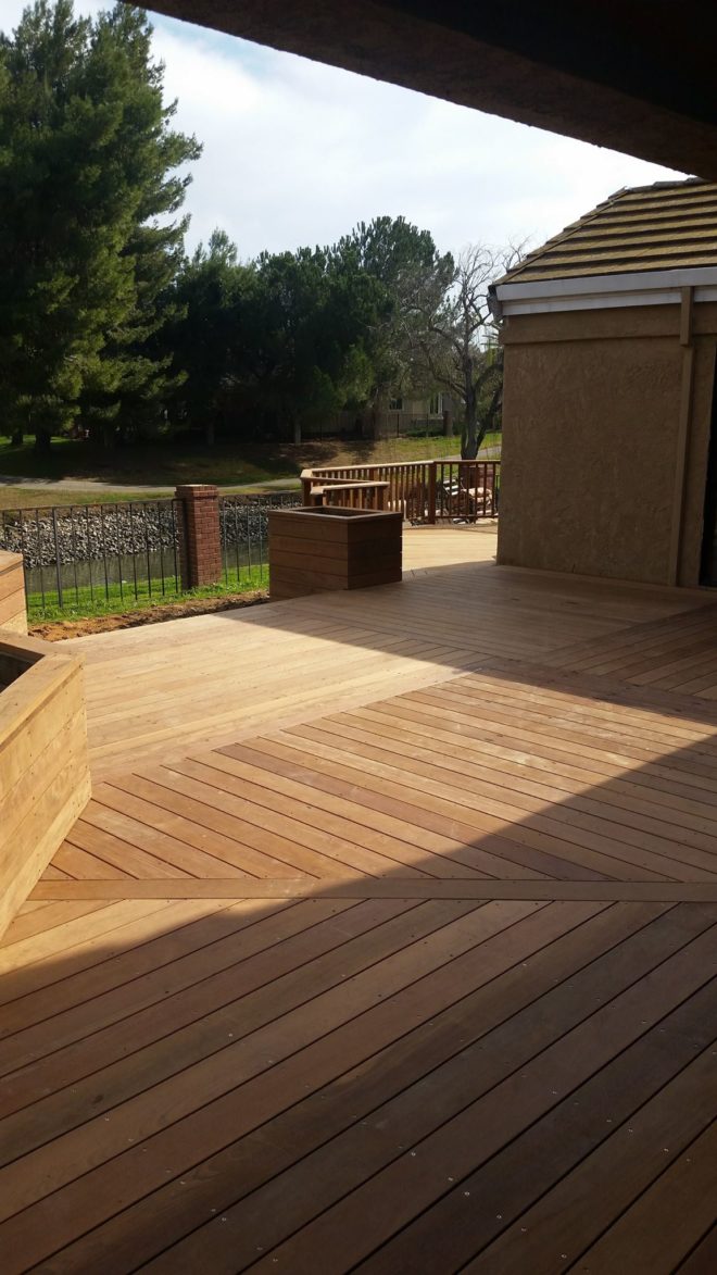 Winn Decking — Discovery Bay Golf Course Deck